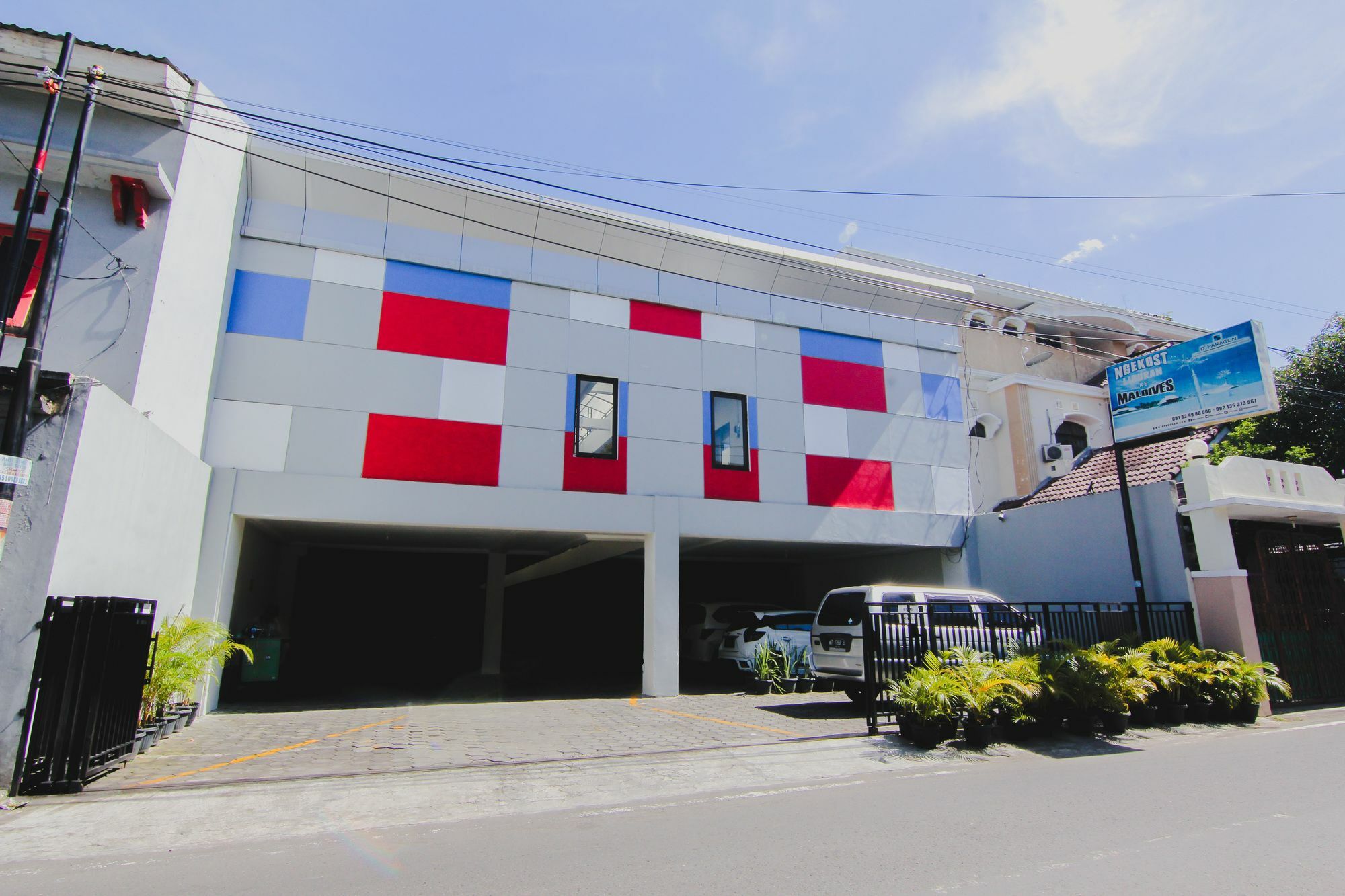 D'Paragon Upn Maguwo Exterior photo